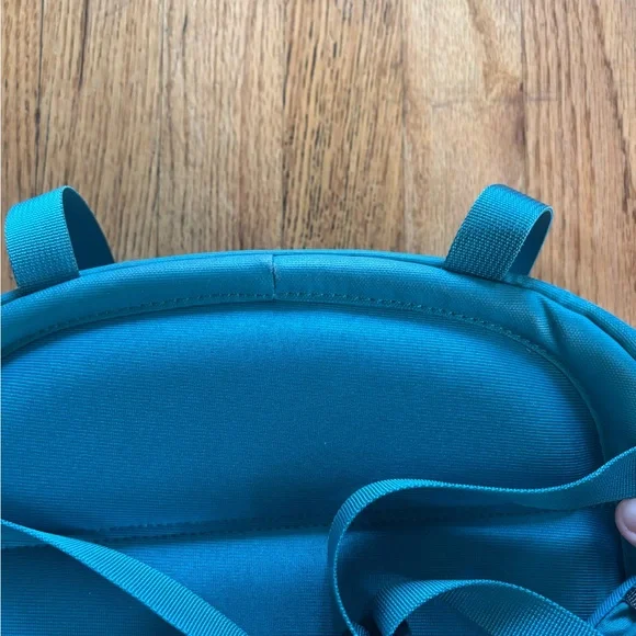 The North Face Borealis Teal Bacpack - Picture 9 of 11